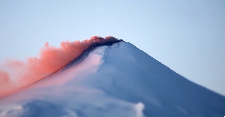 Vecinos de Villarrica registran vibraciones tras actividad volcánica: ¿Qué es lo que se siente?