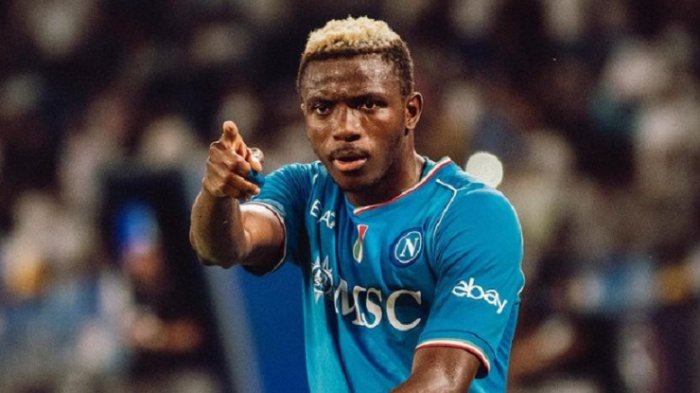 Caos en el Napoli: Osimhen ignora a sus compañeros tras burla del club en TikTok