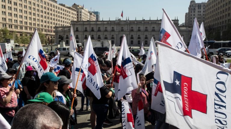 Más de 6 mil despidos en salud: Funcionarios de la Fenats buscan que se reconsidere la medida