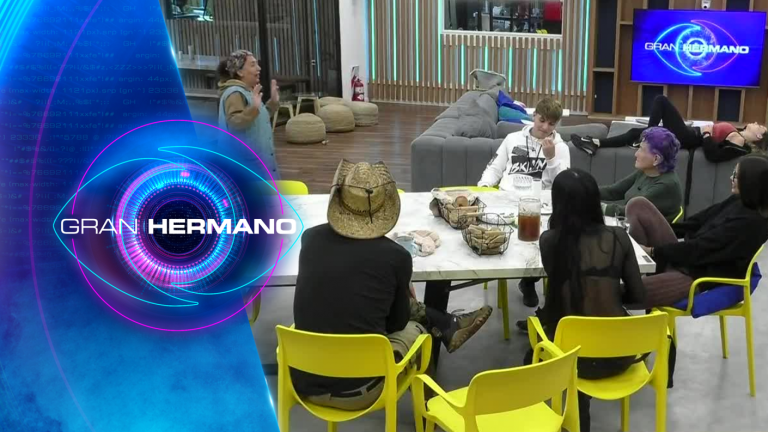 ¿Demi Lovato eres tú? Pincoya sacó risas con increíble imitación de popular cantante