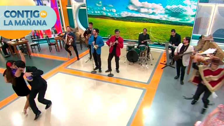 ¡Primera cueca del mes! Equipo de Contigo en la Mañana comenzó a celebrar las Fiestas Patrias