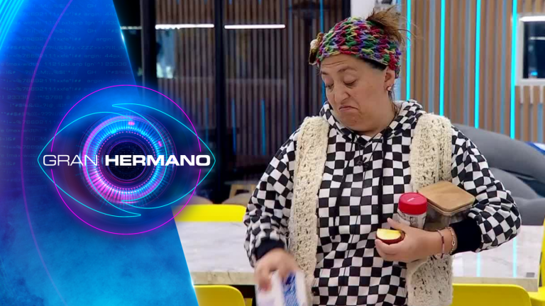 ¿Se picó? La escueta respuesta de Mónica que indignó a Pincoya