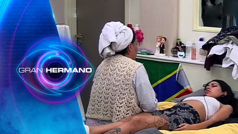 “Te voy a alinear tus chakras”: Jennifer le hizo una sesión de reiki a Scarlette