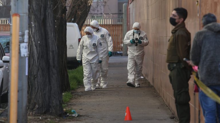 Investigan posible femicidio: Amplían detención de acusado de descuartizar a mujer en Los Ángeles