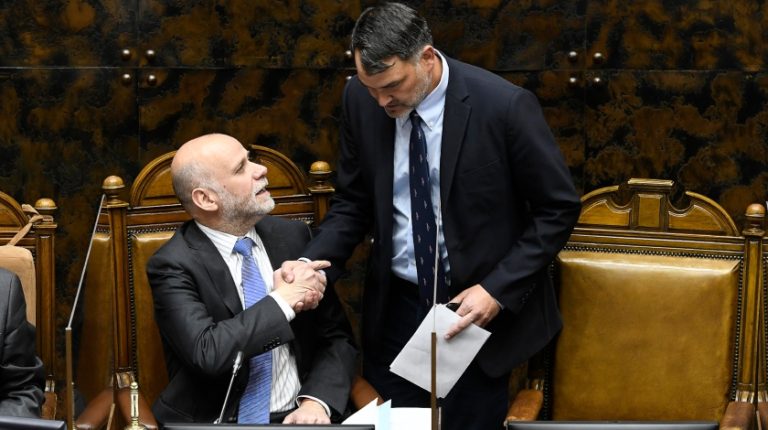 Ley de Usurpaciones: Sube tensión entre el Gobierno y la oposición por veto