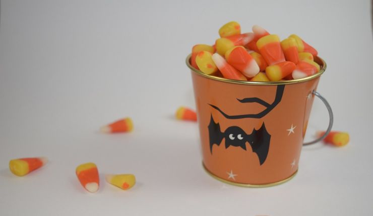 ¡Especialmente en Halloween! Los 5 dulces más comunes que debes evitar para proteger tus dientes