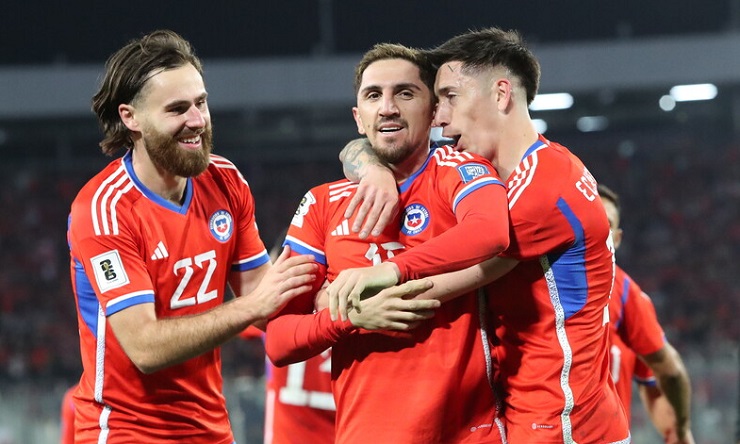 Con algunas variantes: La posible formación de Chile para medirse ante Venezuela