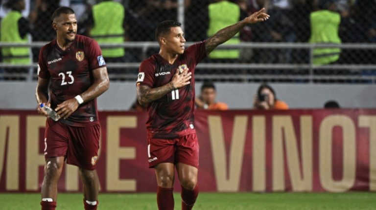 Venezuela vs Chile por Clasificatorias: Los eufóricos festejos de los hinchas Vinotinto en Santiago