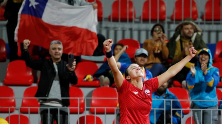Fernanda Labraña pasó a octavos de final en tenis tras vencer a Kelly Williford en Santiago 2023
