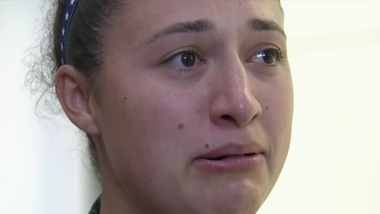 ¡No pudo con la emoción! Medallista en Santiago 2023 llegó a las lágrimas al escuchar su himno