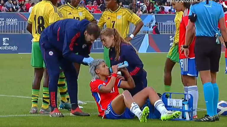 Brutal patada dejó sangrando a Pinilla en duelo con Jamaica por los Panamericanos 2023