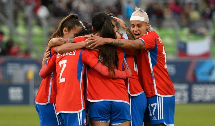 ¡Tremenda goleada! La Roja femenina vence 6-0 a Jamaica y pasa a semifinales en Panamericanos 2023
