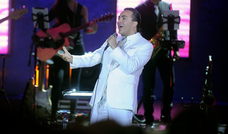 Cristián Castro reveló oculta historia con Oasis y Maradona: 