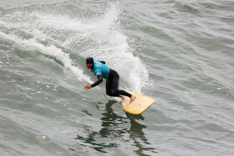 ¡Nueva alegría para Chile! Rafael Cortéz clasifica a la final de surf en Panamericanos 2023