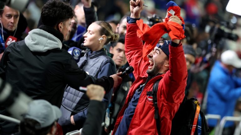 Así se vivió el himno en el Estadio Nacional tras el oro de Lucas Nervi en Santiago 2023