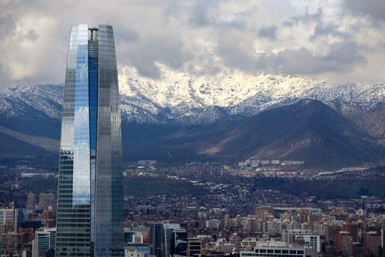 Estas son las 10 comunas de la RM con Alerta Temprana Preventiva por probables tormentas eléctricas