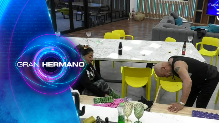 Pancho furia con jugadores: Acusó robo de comida y poca higiene en la casa