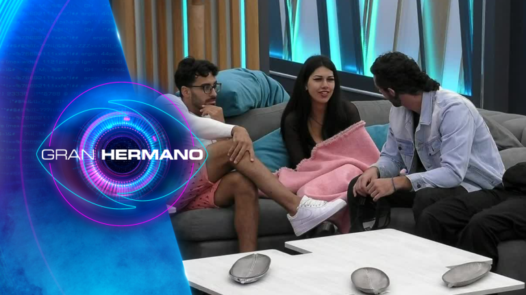 “Pescó la esponja y…”: Scarlette compartió hilarante anécdota que vivió con su madre