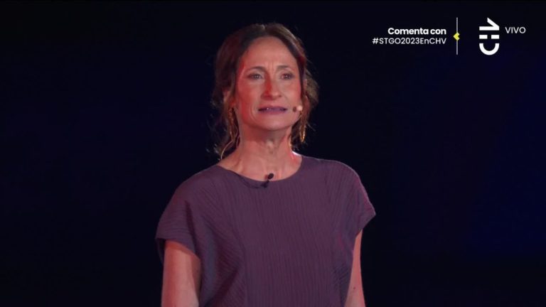 Amparo Noguera honró a Chile con un emotivo discurso en Santiago 2023