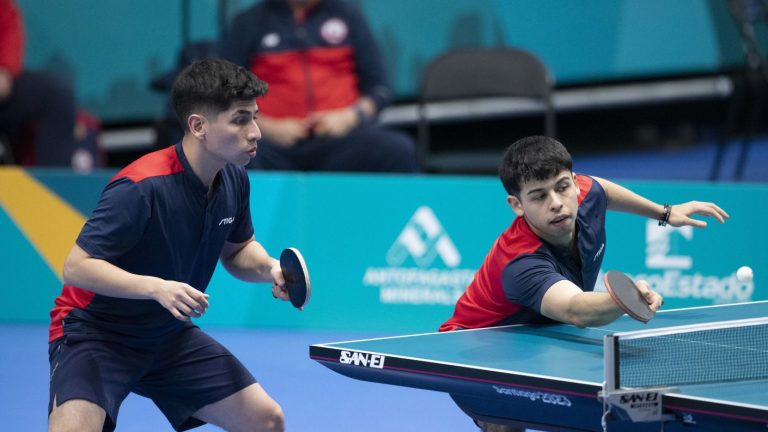 ¡Una semi más! Nicolás Burgos y Gonzalo Gómez buscan medalla en tenis de mesa masculino