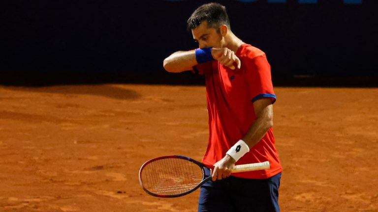 Una pena: Tomás Barrios se quedó con la plata tras caer en la final del tenis en Santiago 2023