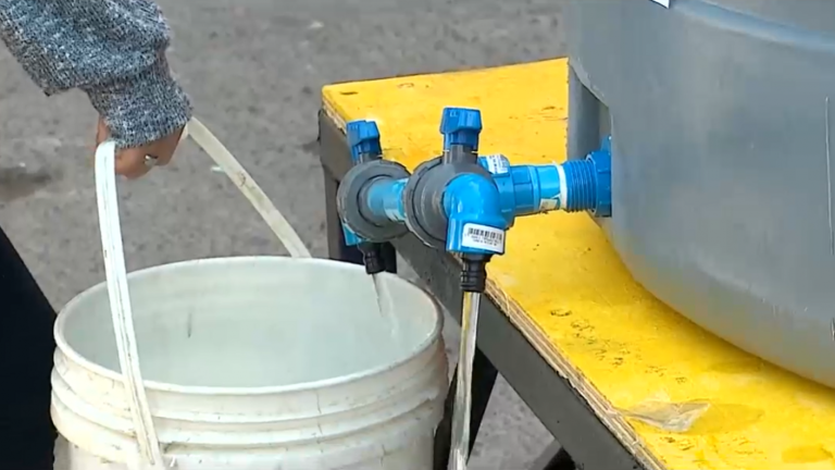 Corte de agua en Santiago ya cumplió 24 horas: Servicio se restablecería durante la madrugada