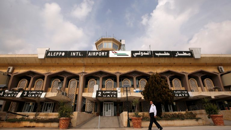 Siria denuncia ataques israelíes simultáneos contra los aeropuertos de Damasco y Alepo