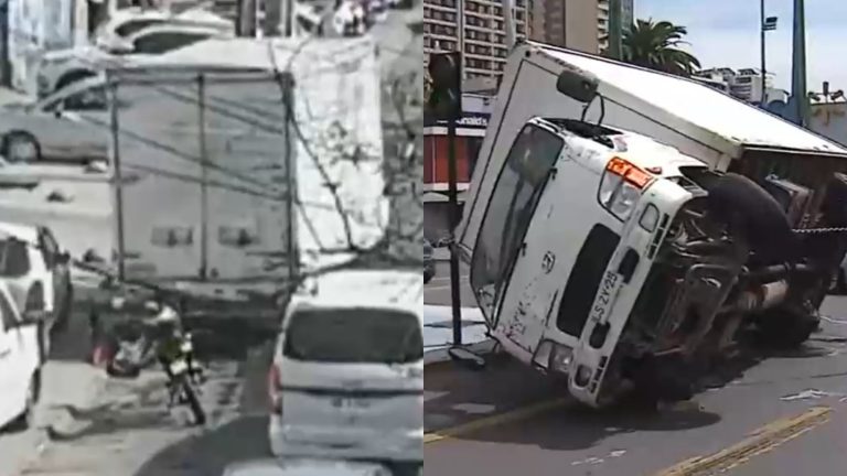 Camión volcó tras huir de fiscalización municipal: Arrasó con otros dos vehículos a su paso