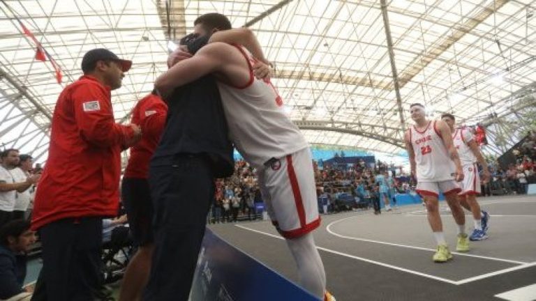 ¡A buscar podio! Chile venció a México en básquetbol 3x3 masculino en Santiago 2023