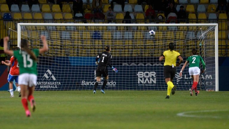 La Roja no pudo con sus desconcentraciones y cayó ante México en los Panamericanos Santiago 2023