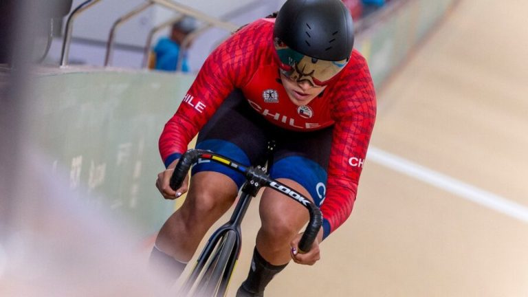 ¡A toda velocidad! Paulina Molina avanzó a la final de ciclismo en los Panamericanos 2023