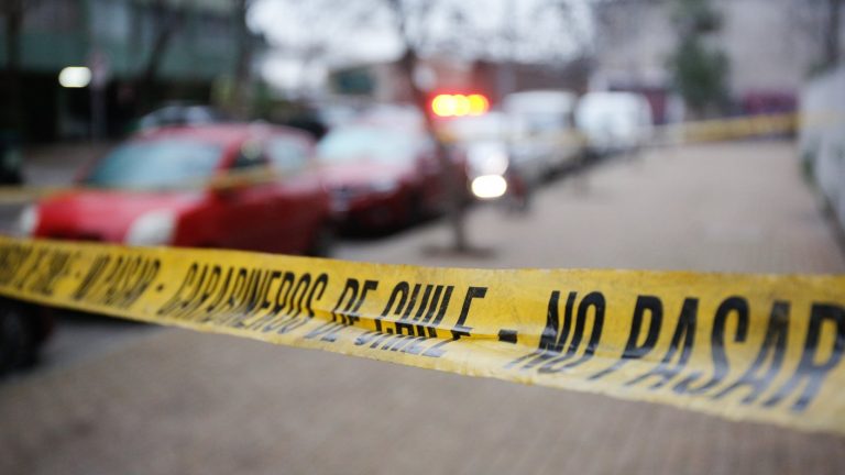 Querían robar la bóveda: Robo frustrado afectó a sucursal de BancoEstado en el centro de Santiago