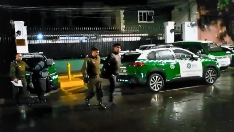 Carabineros detuvo a banda delictual por robo a bencinera: Persecución pasó por varias comunas