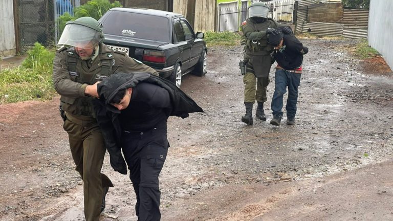 Tres detenidos por secuestrar y abusar de dos mujeres en Talcahuano