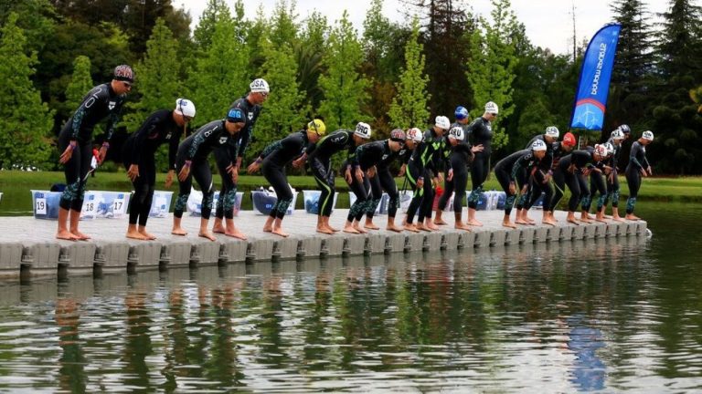 Mahina Valdivia aguantó y finalizó duodécima en los 10 kilometros de las aguas abiertas