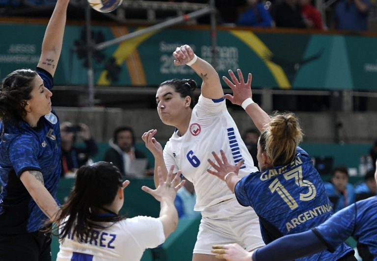 Handball femenino: Chile luchó hasta el final, pero no pudo con Argentina en los Panamericanos 2023