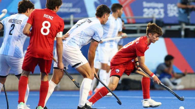 Los Diablos logran medalla plata tras disputar tensa final con Argentina en hockey césped Santiago 2023