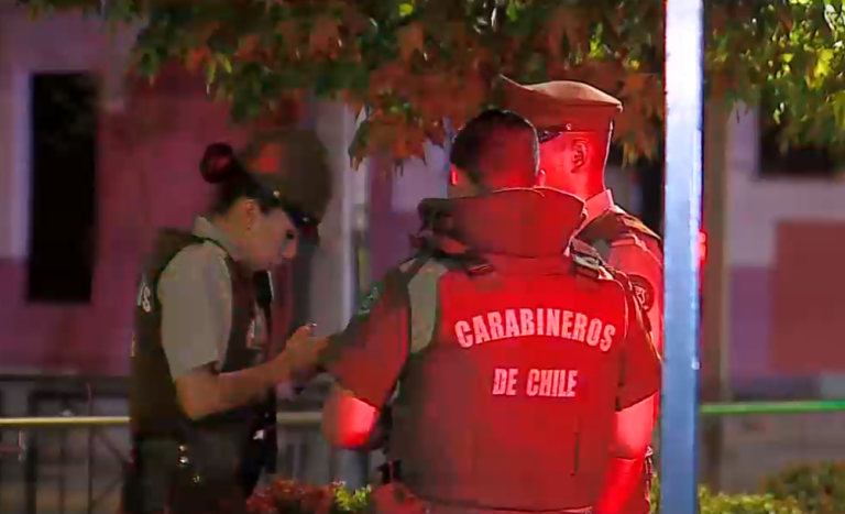 Carabinero fue atropellado en persecución policial en Costanera Norte: Está internado grave