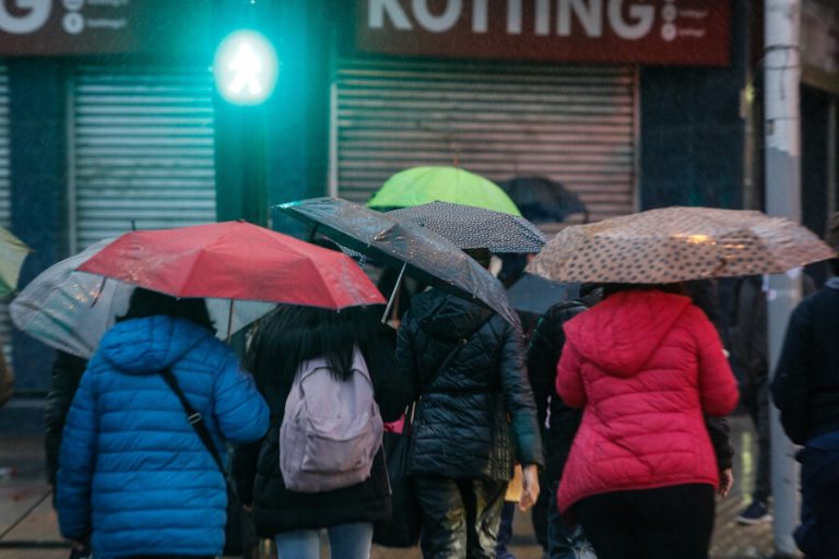Lluvia para este viernes en Santiago: ¿A qué hora y dónde se esperan las precipitaciones?