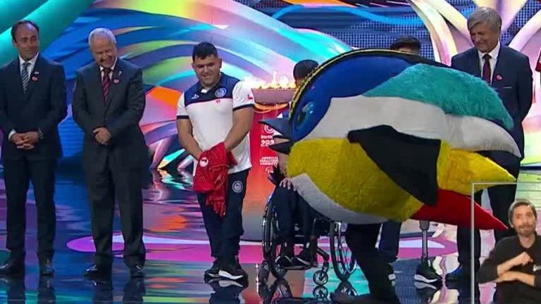 ¡Fiu llegó con el dinero bajo el ala! El deporte chileno hizo su primer aporte a la Teletón 2023