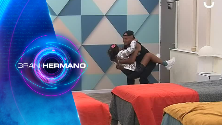 ¡Koala incluido! Pincoya y Pancho sacaron brillo al piso con El Rock del Mundial