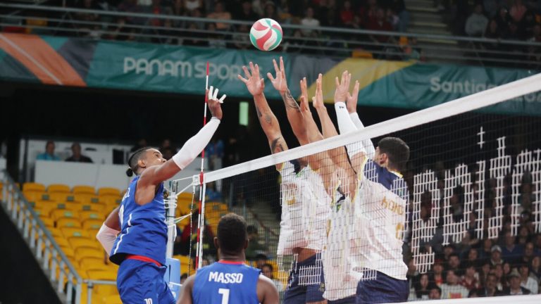 Brasil venció a Cuba en reñido tie break en vóleibol de los Panamericanos 2023