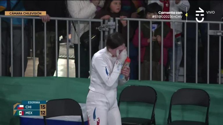 ¡Emoción pura! Analía Fernández se quebró tras avanzar a semifinales del esgrima en los Panamericanos 2023