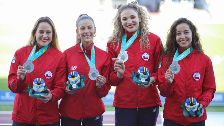 Emoción y sonrisas: Así fue la histórica entrega de medallas de la 4x100 femenina de los Panamericanos 2023