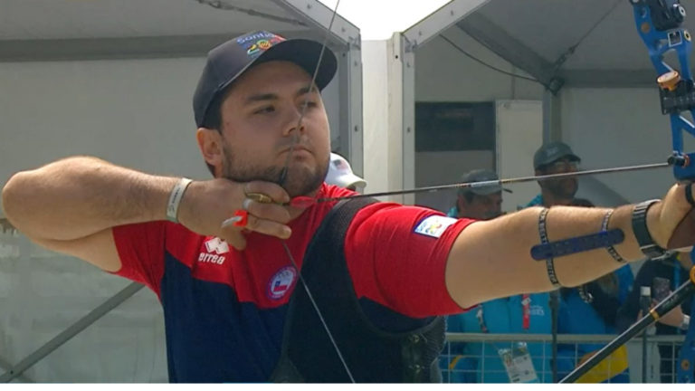 ¡Otra medalla para Chile! Ricardo Soto ganó bronce en tiro al arco en los Panamericanos 2023