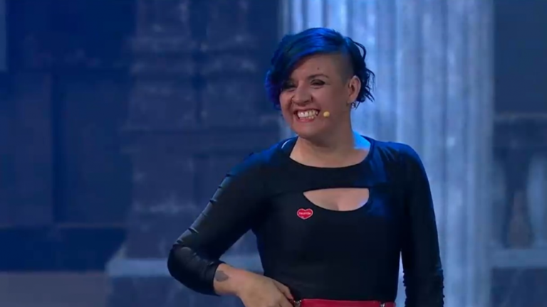 Humorista Lady Garfia sorprendió con rutina sin censura en la Teletón 2023