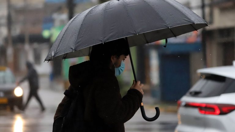 Anuncian lluvias para la Región Metropolitana: ¿Cuándo y dónde habrá precipitaciones?