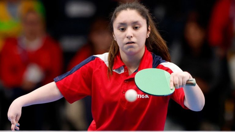 Zurda mágica: A sus 14 años, Florencia Pérez consiguió histórico oro en el para tenis de mesa