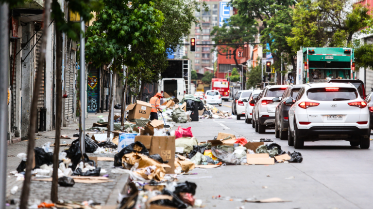 Deponen paro en Santiago: Recolectores de basura volverán a sus funciones este lunes