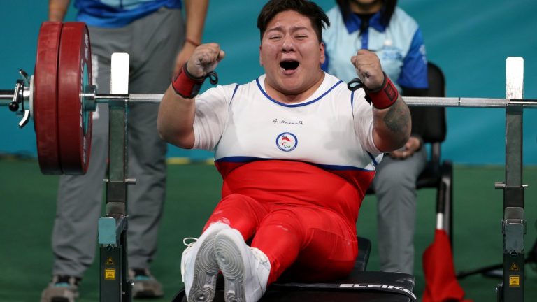 Nueva medalla en Para powerlifting: Marion Serrano obtuvo plata en Santiago 2023